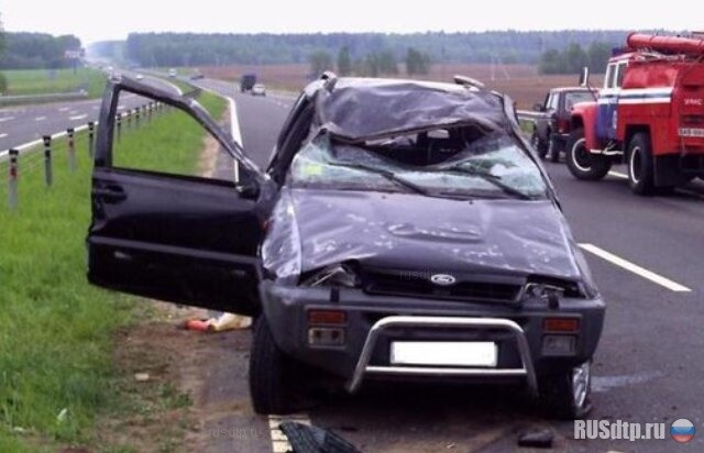 Врезался в отбойник 