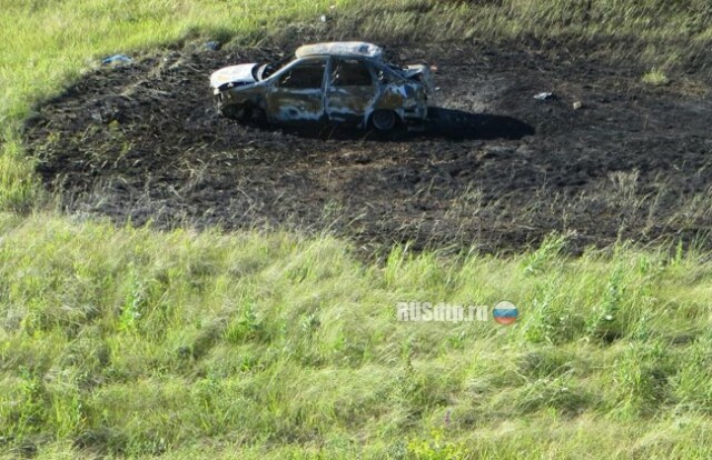 В Башкирии водитель и пассажир погибли в сгоревшей машине 