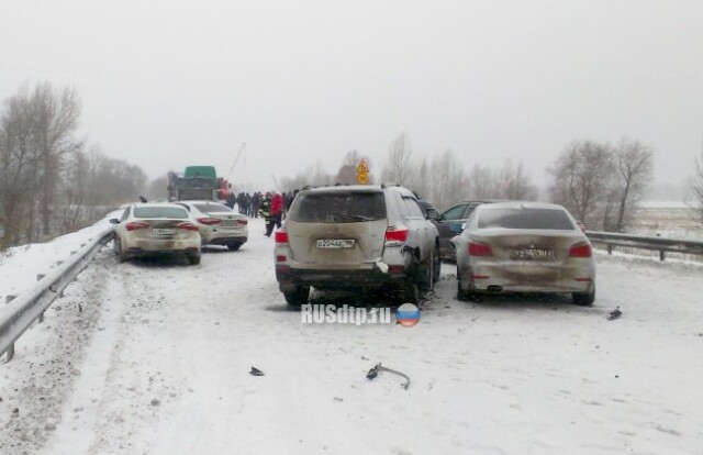 Семь автомобилей столкнулись на трассе Тюмень — Ханты-Мансийск 