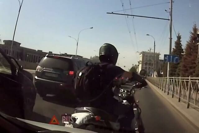 ДТП с участием такси и мотоцикла в Казани