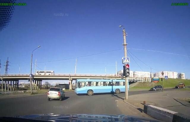 Авария на Юбилейной в Архангельске