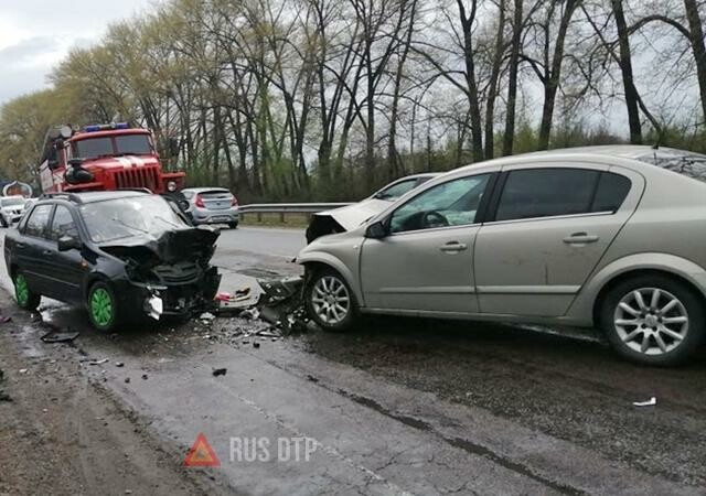 47-летняя пассажирка «Лады» погибла в ДТП на трассе Курск — Саратов 