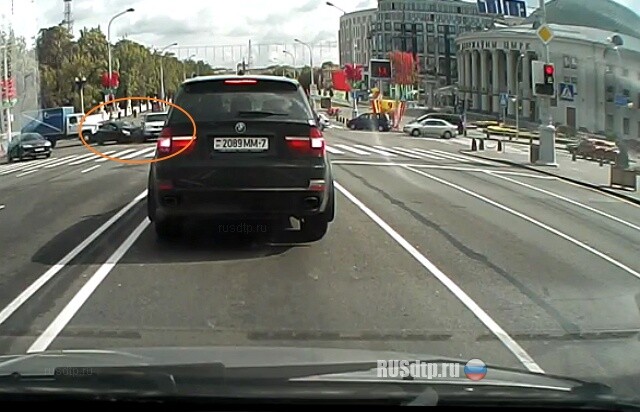 Авто перпендикулярного направления 