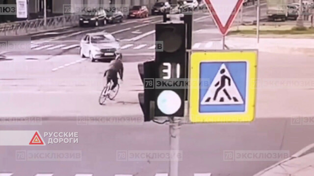 ДТП с участием велосипеда и легкового автомобиля произошло в Санкт-Петербурге