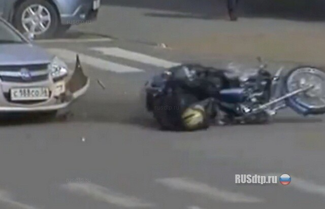 Сбил мотоциклиста 