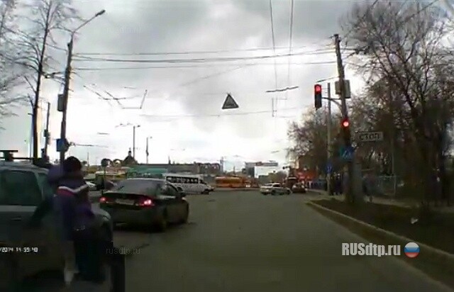 Почти под колеса 