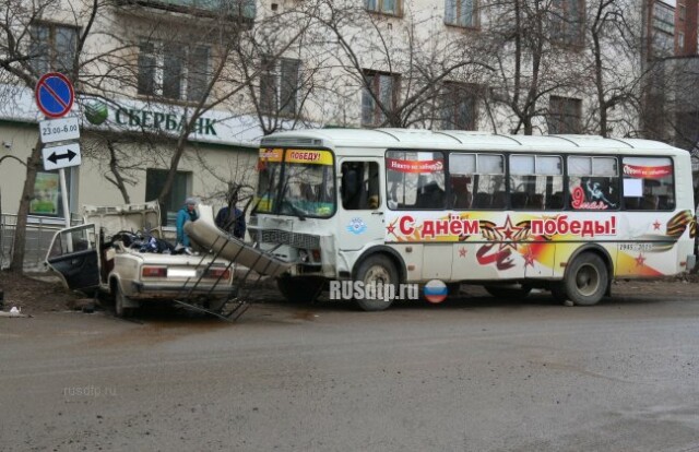 В Воткинске пьяный пенсионер устроил ДТП, в котором погиб его сын 