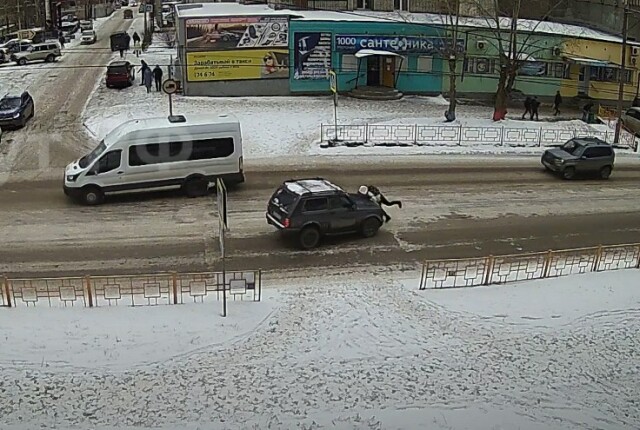 В Усть-Куте школьница попала под колеса автомобиля