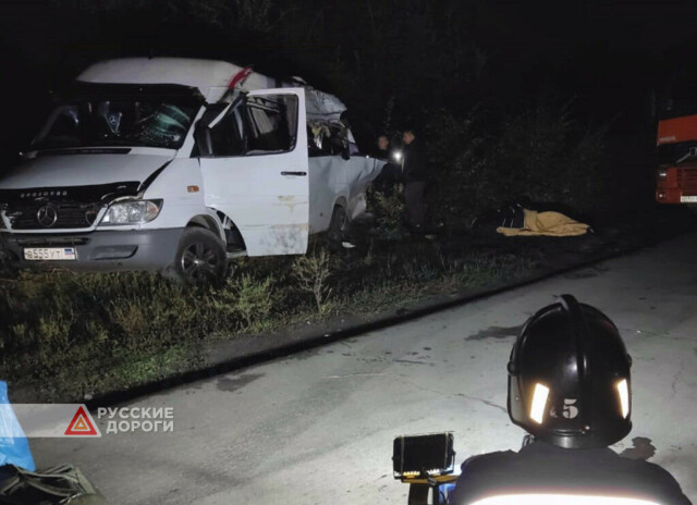 В Ростовской области пьяный дальнобойщик врезался в автобус с людьми 