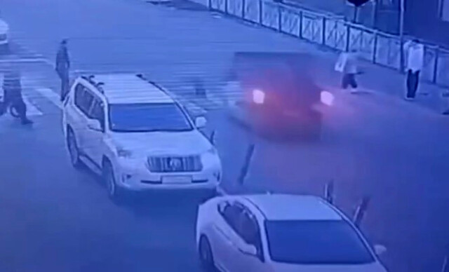 В Подмосковье 17-летний подросток сбил двоих детей на отцовском автомобиле