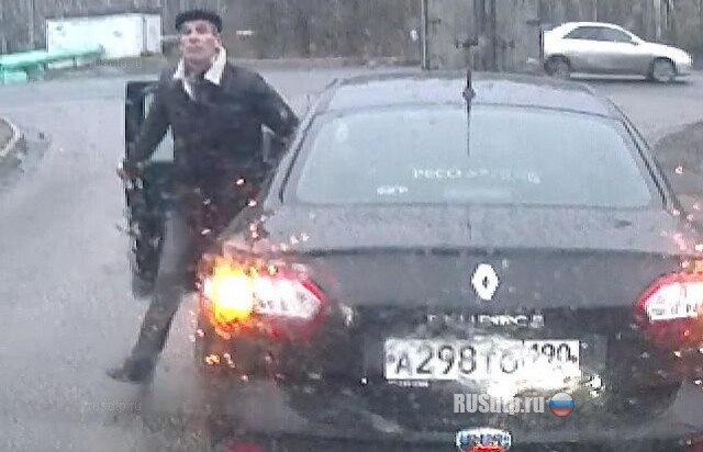 Что хотел? Не понятно! 