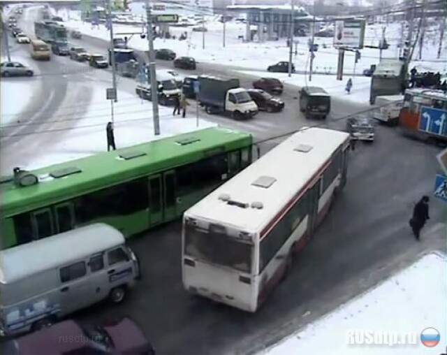 ДТП на перекрестке в Перми 