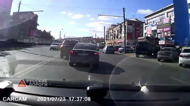 Авария на проспекте Мира в Омске