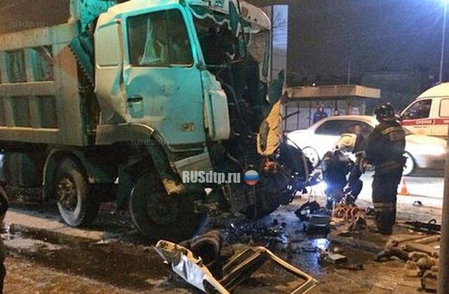 Водитель самосвала погиб в ДТП на Копейском шоссе 