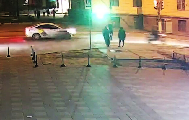 В Волгограде мотоциклист сбил подростка и скрылся 