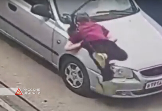 В Уфе Hyundai Accent сбил мальчика на самокате