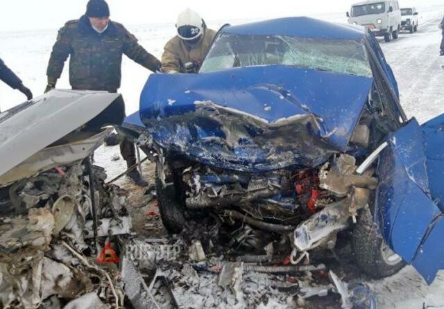 Шесть человек погибли в ДТП на трассе Уральск — Атырау 