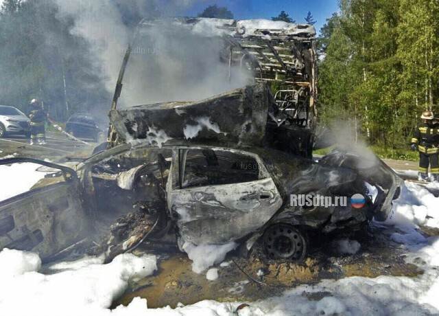 Во Владимирской области в результате ДТП сгорел рейсовый автобус 