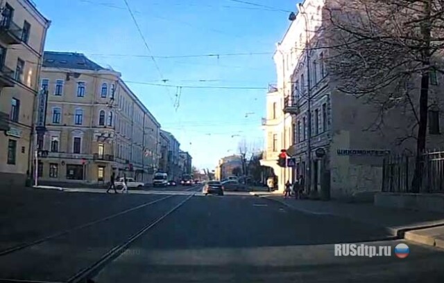 Сбила пешехода 