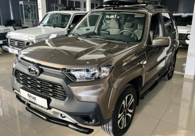 «Воет раздатка, подпевают мосты»: отзыв владельца Lada Niva Travel с двигателем 1,8 литра 