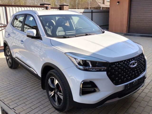 «Ржавеет и не краснеет»: реальный отзыв об автомобиле Chery Tiggo 4 Pro 