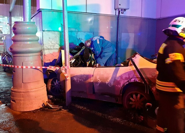 Автомобиль насмерть сбил троих пешеходов в Москве 