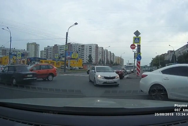 Авария в Петербурге