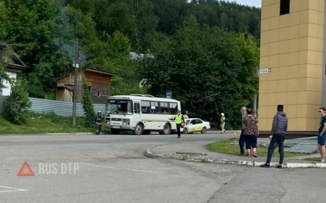 Водитель «Тойоты» погиб в ДТП в Горно-Алтайске 