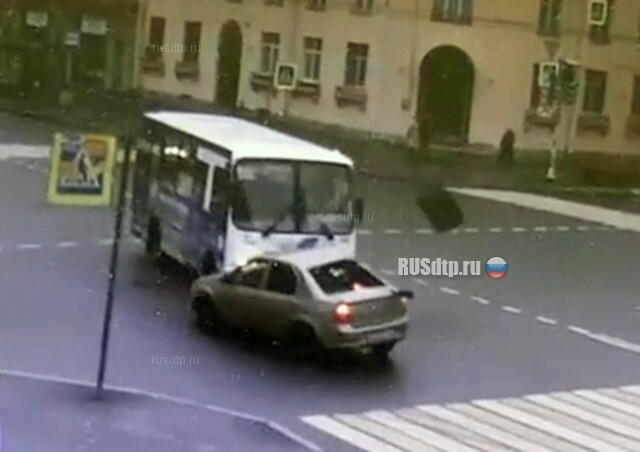 ДТП с автобусом на Зайцева