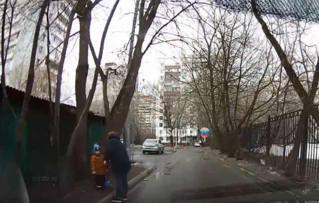 ЕздЮт тут