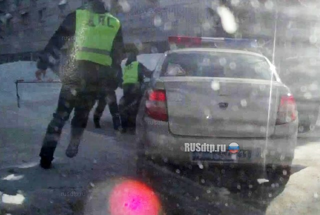 В Сыктывкаре в ходе погони полицейские задержали наркомана за рулем. ВИДЕО 