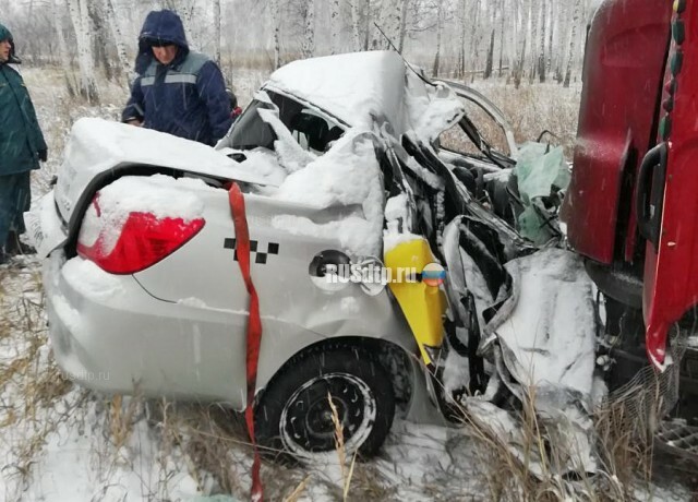 Таксистка погибла в ДТП в Челябинской области 