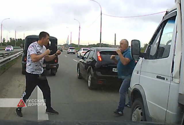 Конфликт на дороге в Новосибирске