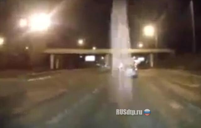 Ледяной сталактит 