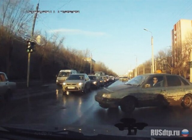 Авария на видеорегистратор с участием такси 