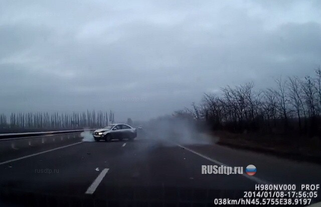 Врезался в отбойник 