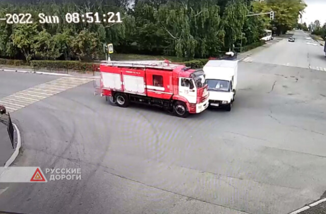 Авария с участием пожарной машины в Елабуге
