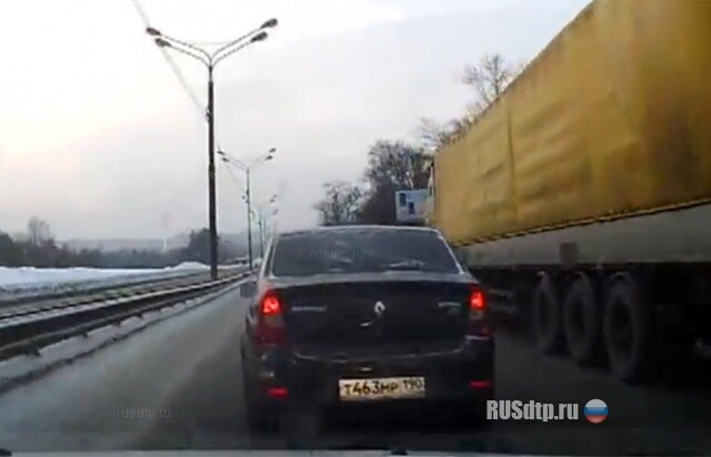 Помеха по курсу 