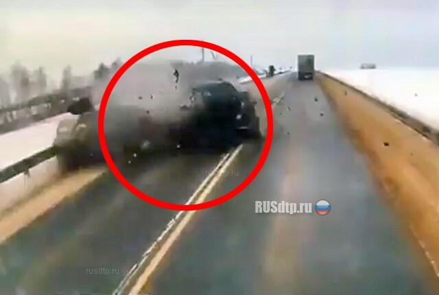 Видеорегистратор запечатлел момент гибели людей на трассе М-5 