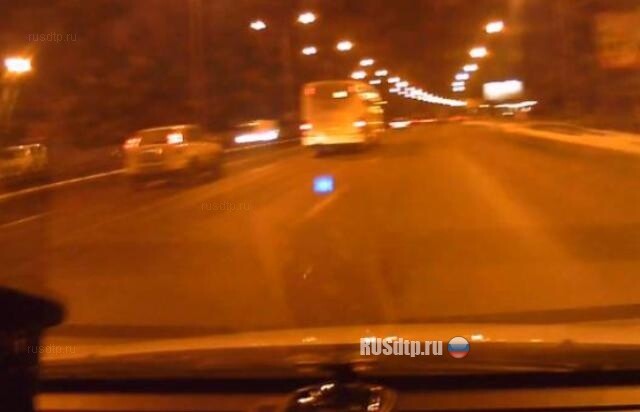 Неправильно оценил дорожную обстановку 