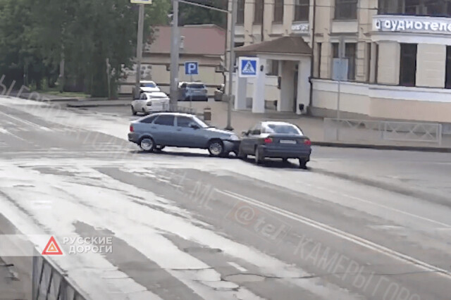 ДТП на перекрестке Плеханова — Пушкина в Рыбинске