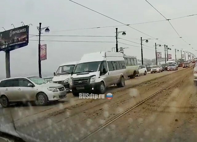 ДТП в Иркутске на Глазковском мосту