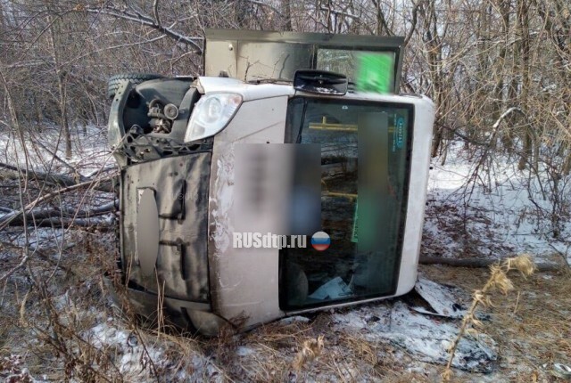 Один человек погиб и несколько пострадали в ДТП с участием автобуса на трассе «Самара — Волгоград» 