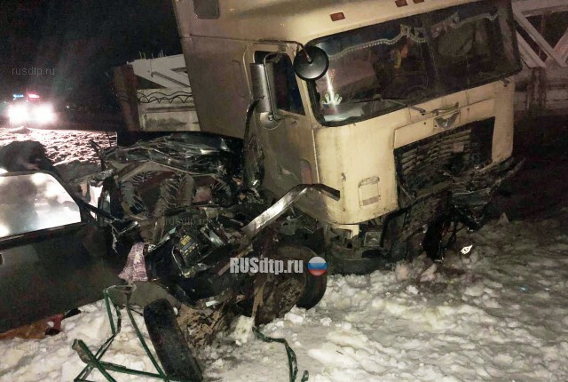 Пенсионер на ВАЗе погиб под встречной фурой на трассе М-2 «Крым» 