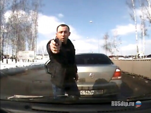 Стоять, руки вверх… 