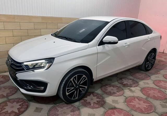 «Несмотря на проблемы, не жалею о своем выборе»: отзыв владельца Lada Vesta NG 2023 