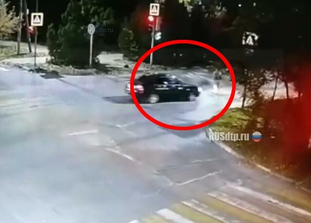 В Батайске водитель сбил пешехода и скрылся. ВИДЕО