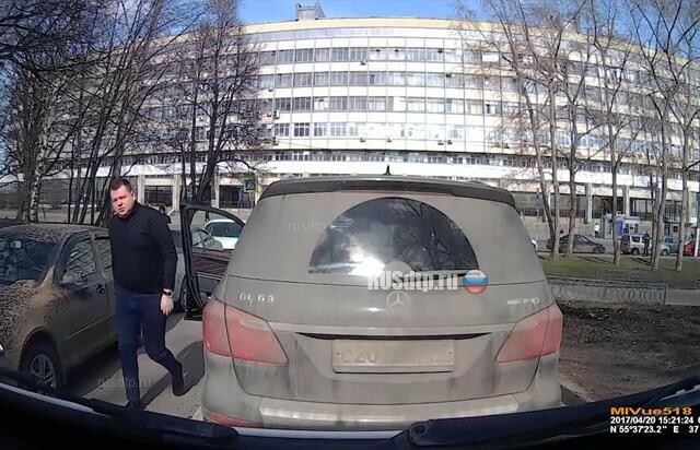 В Москве водитель не пропустил детскую скорую помощь. Возбуждено уголовное дело