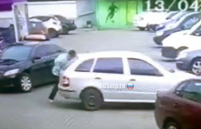 Момент ДТП с участием Савченко попал в объектив камеры видеонаблюдения 