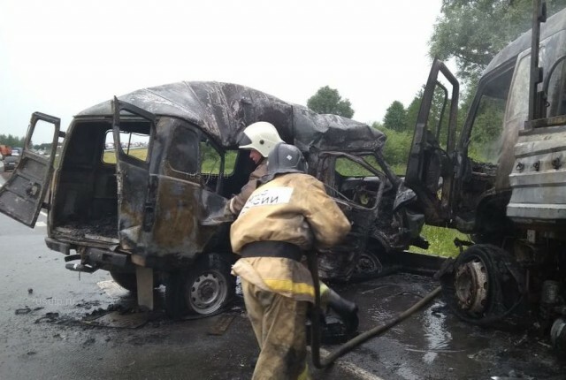 Четверо сгорели в УАЗе в результате ДТП в Татарстане 